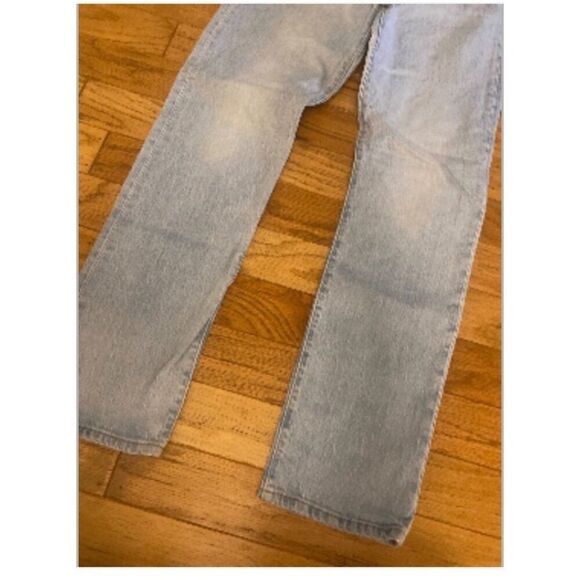 Levi's women's Light Wash button fly high rise 31W x 32L cotton jeans - Picture 2 of 11